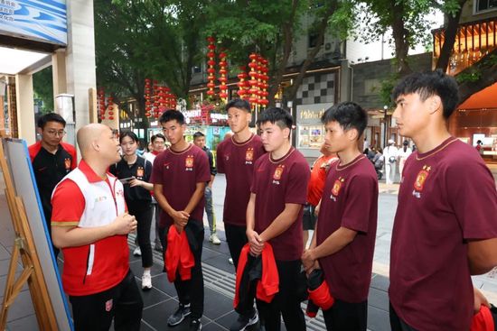 跪撅扒开h主人调教