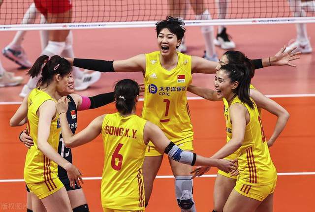 韩国和女邻居做爰2三级